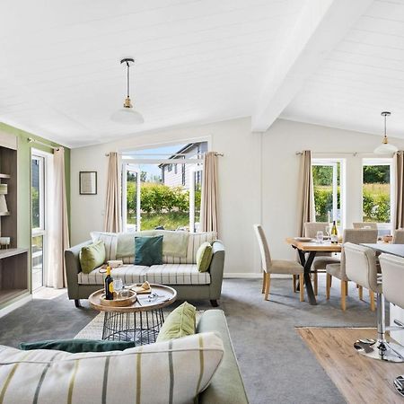 Rose Lodge, 21 Roadford Lake Lodges Lifton ภายนอก รูปภาพ