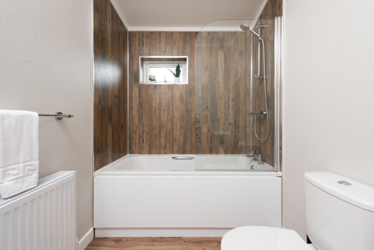 Rose Lodge, 21 Roadford Lake Lodges Lifton ภายนอก รูปภาพ