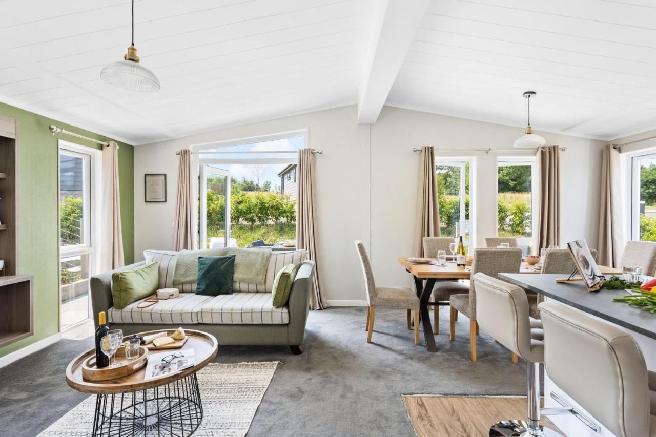 Rose Lodge, 21 Roadford Lake Lodges Lifton ภายนอก รูปภาพ