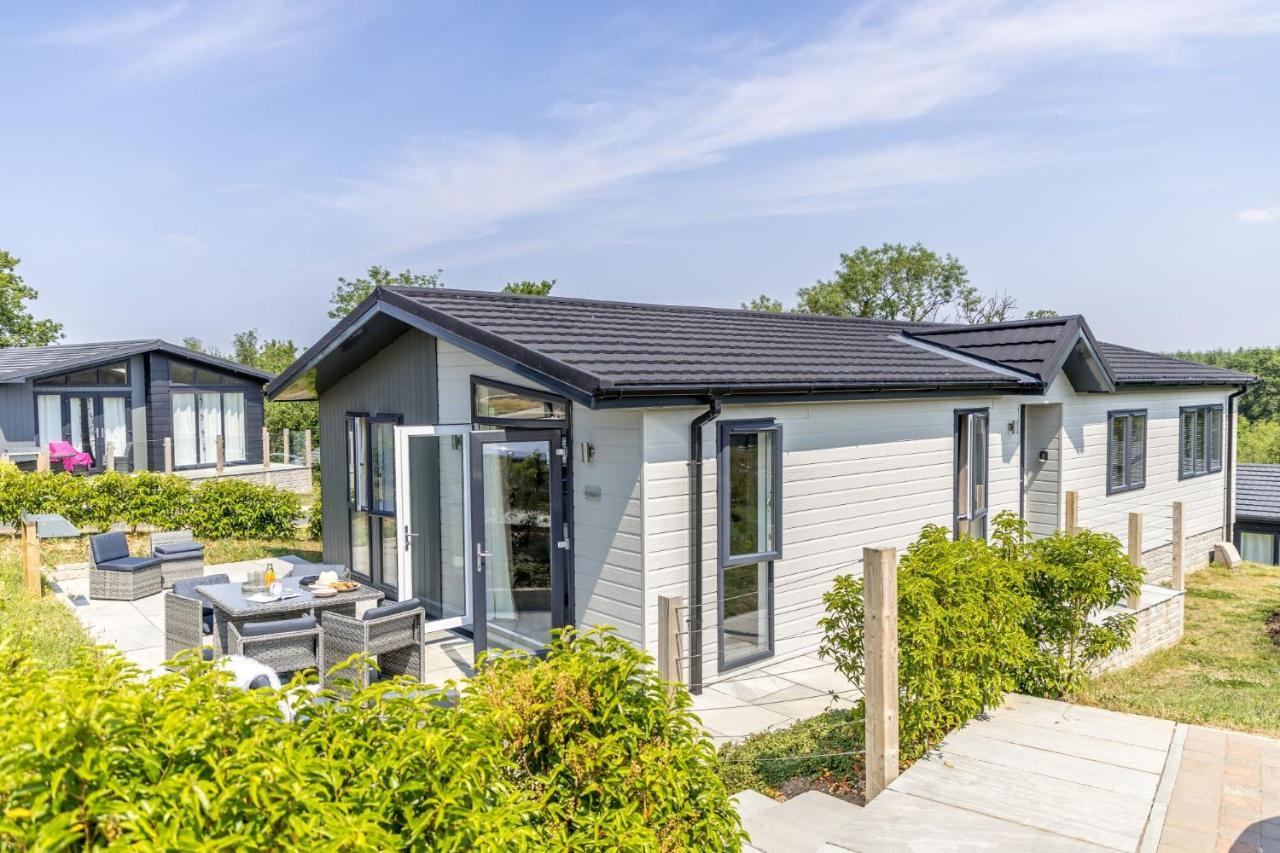 Rose Lodge, 21 Roadford Lake Lodges Lifton ภายนอก รูปภาพ